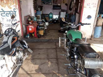 Neelam-Auto-Garage-In-Suwasra