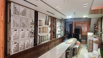 Prateek-Ply-Center--In-Sendhwa